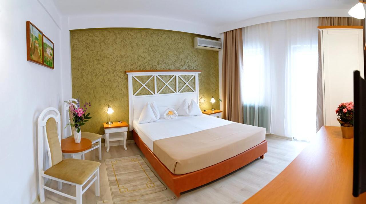 Hotel Albatros Mamaia Luaran gambar