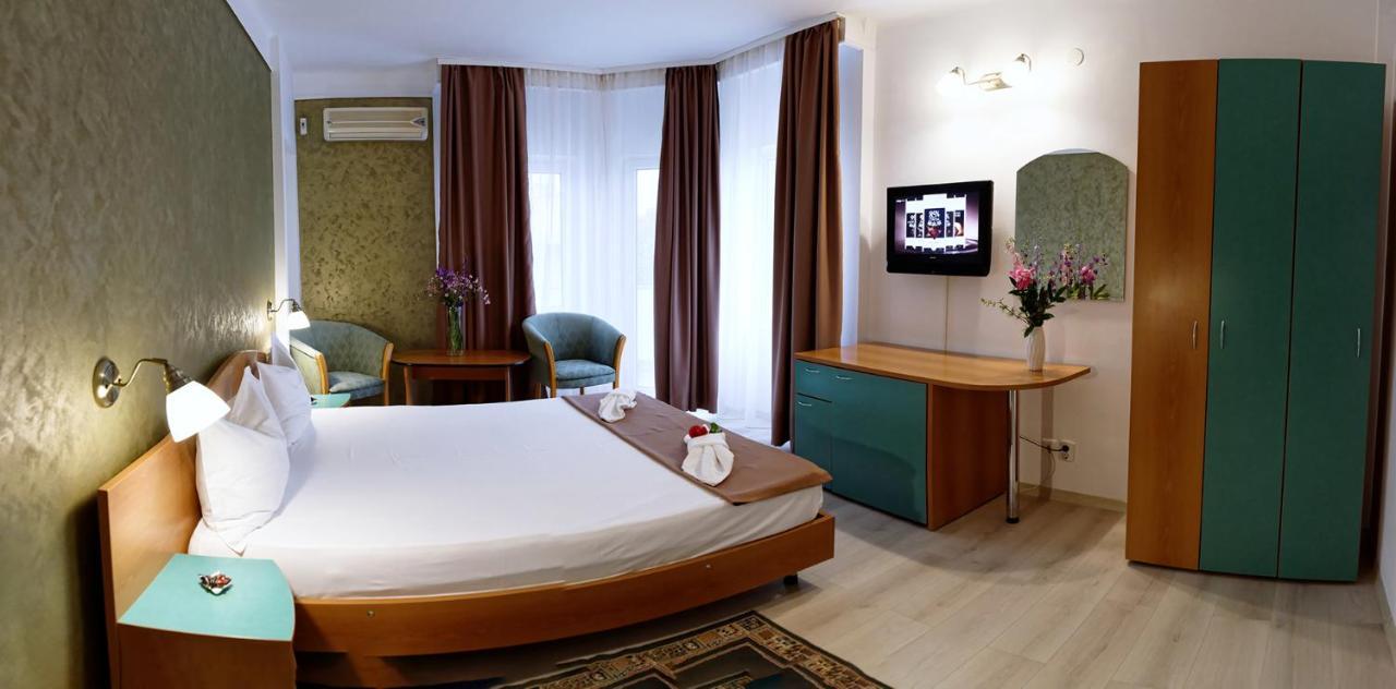 Hotel Albatros Mamaia Luaran gambar