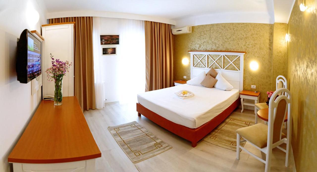 Hotel Albatros Mamaia Luaran gambar