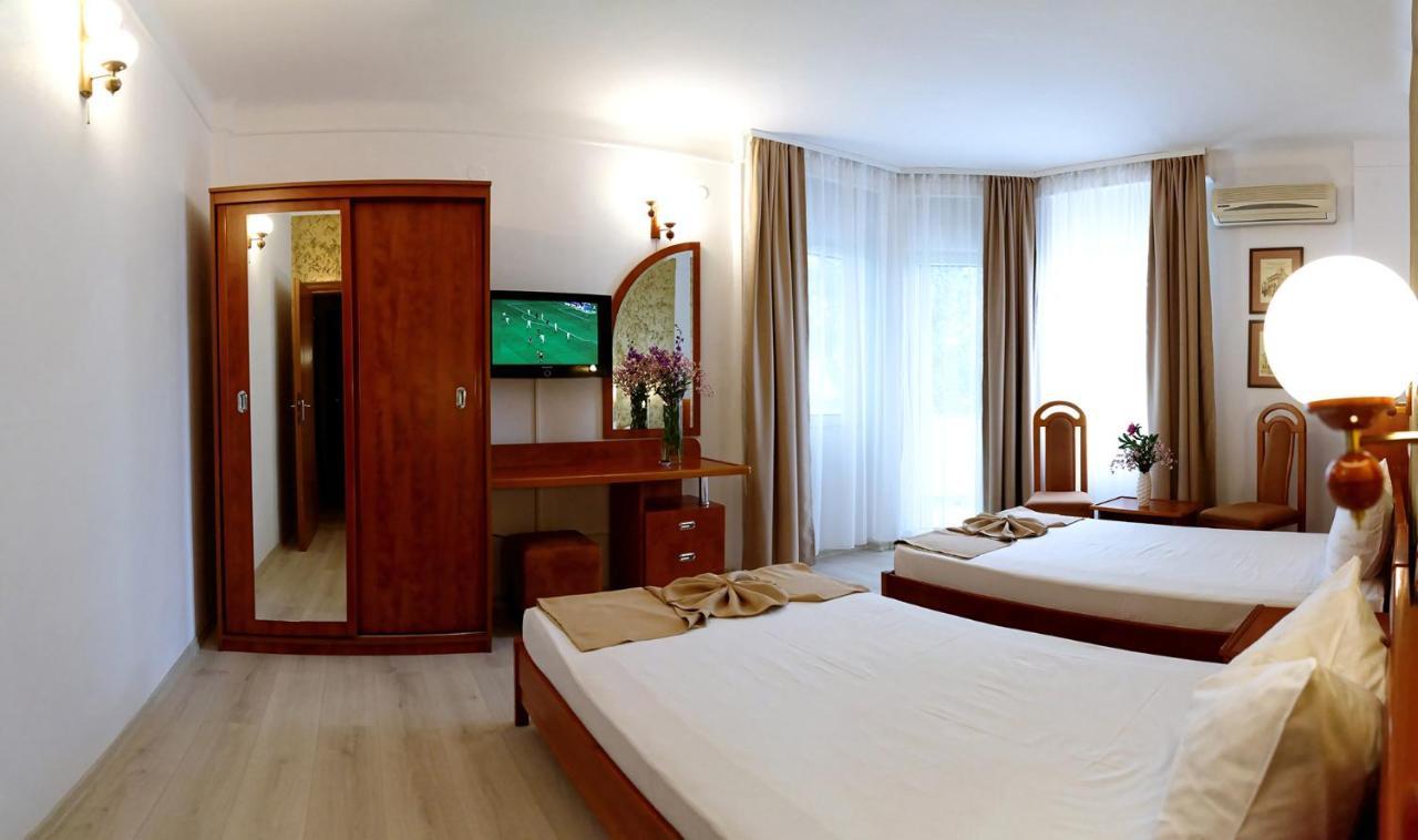 Hotel Albatros Mamaia Luaran gambar