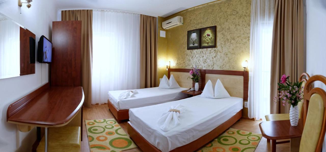 Hotel Albatros Mamaia Luaran gambar