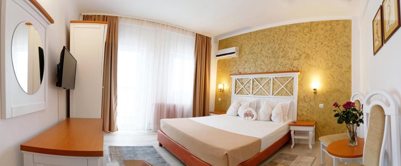 Hotel Albatros Mamaia Luaran gambar